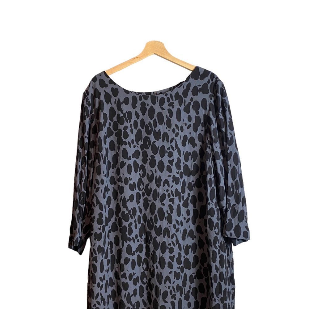 Boden Black and Gray Animal Print Shift Dress - Picture 2 of 6